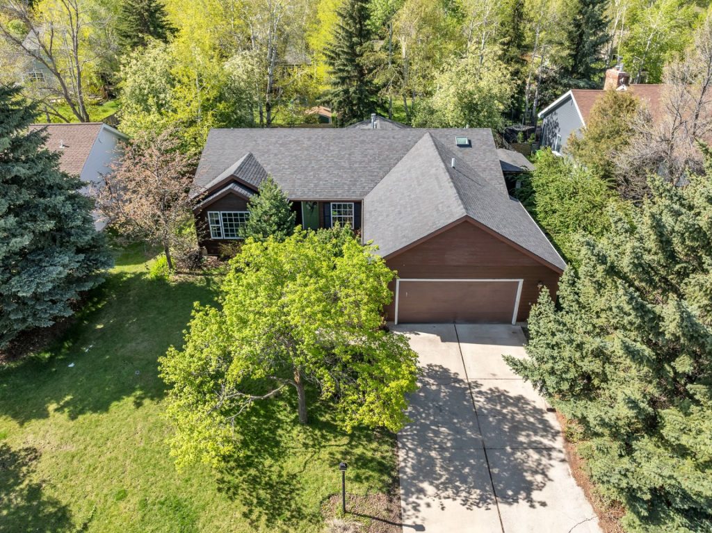 524 Fieldstone Drive, aerial front of property and surrounding area