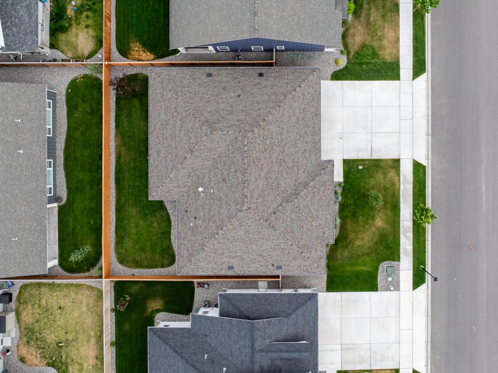 904 Halfpipe Street, bird's eye view of property and surrounding area