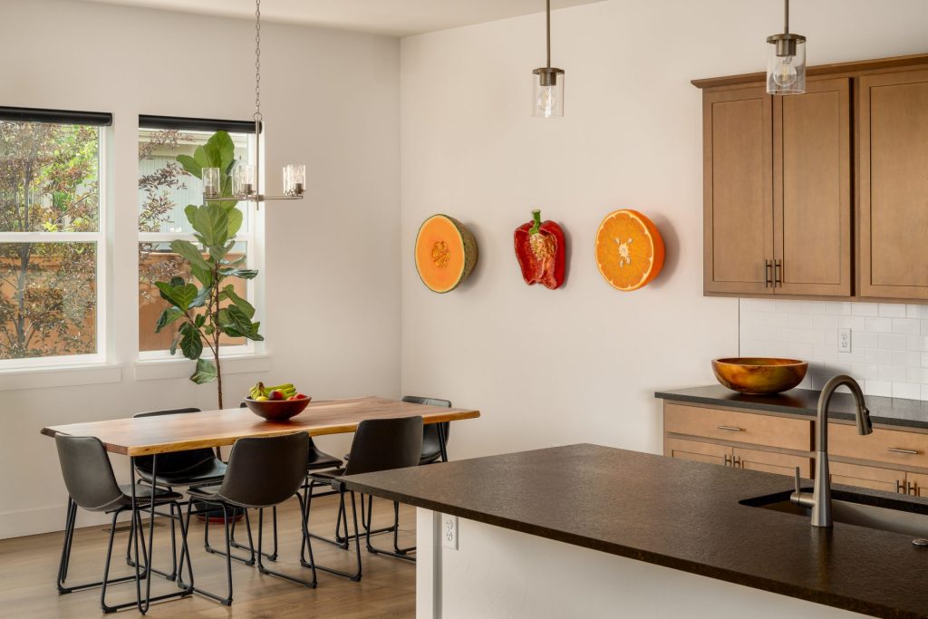 904 Halfpipe Street, dining room