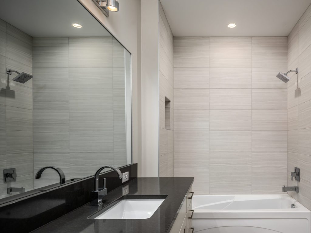 89 Duckhorn Lane, Unit D, ensuite bathroom 2