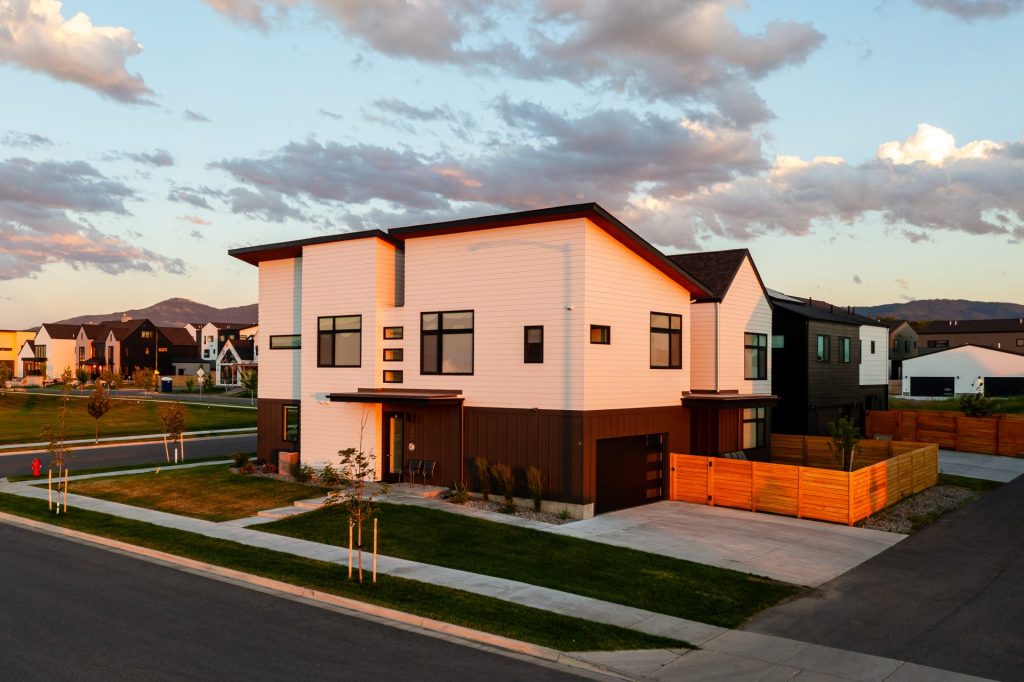 3009 S 30th Avenue, Bozeman, exterior from street