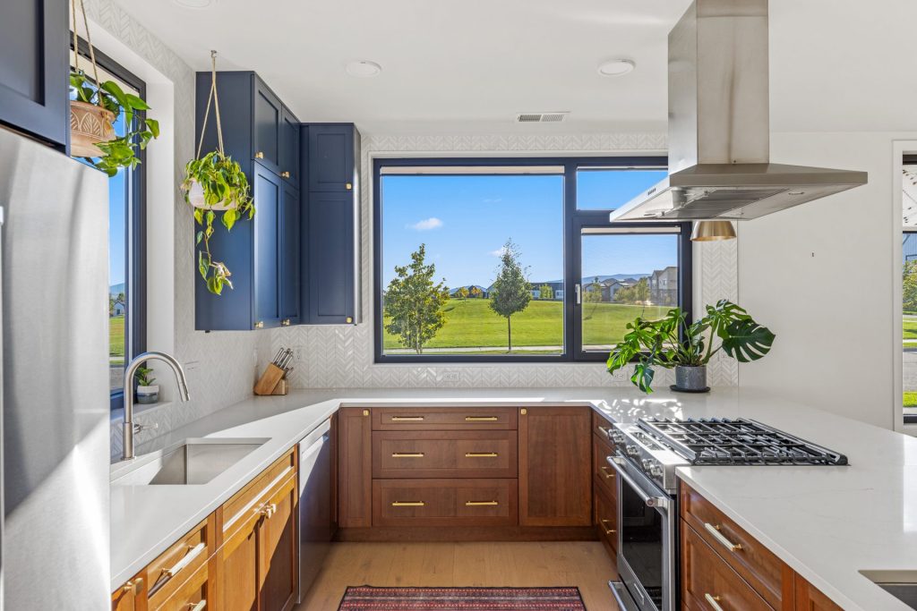 3009 S 30th Avenue, Bozeman, kitchen