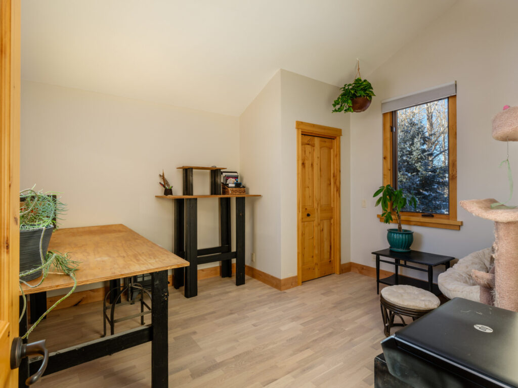 257 Turtle Way, Bozeman